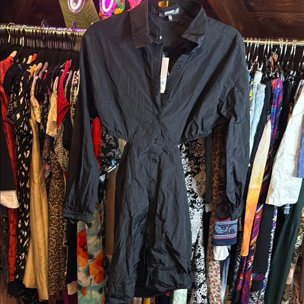 Missguided+ Black Notched Collar Cuffed Sleeve Dress - Picture 1 of 3